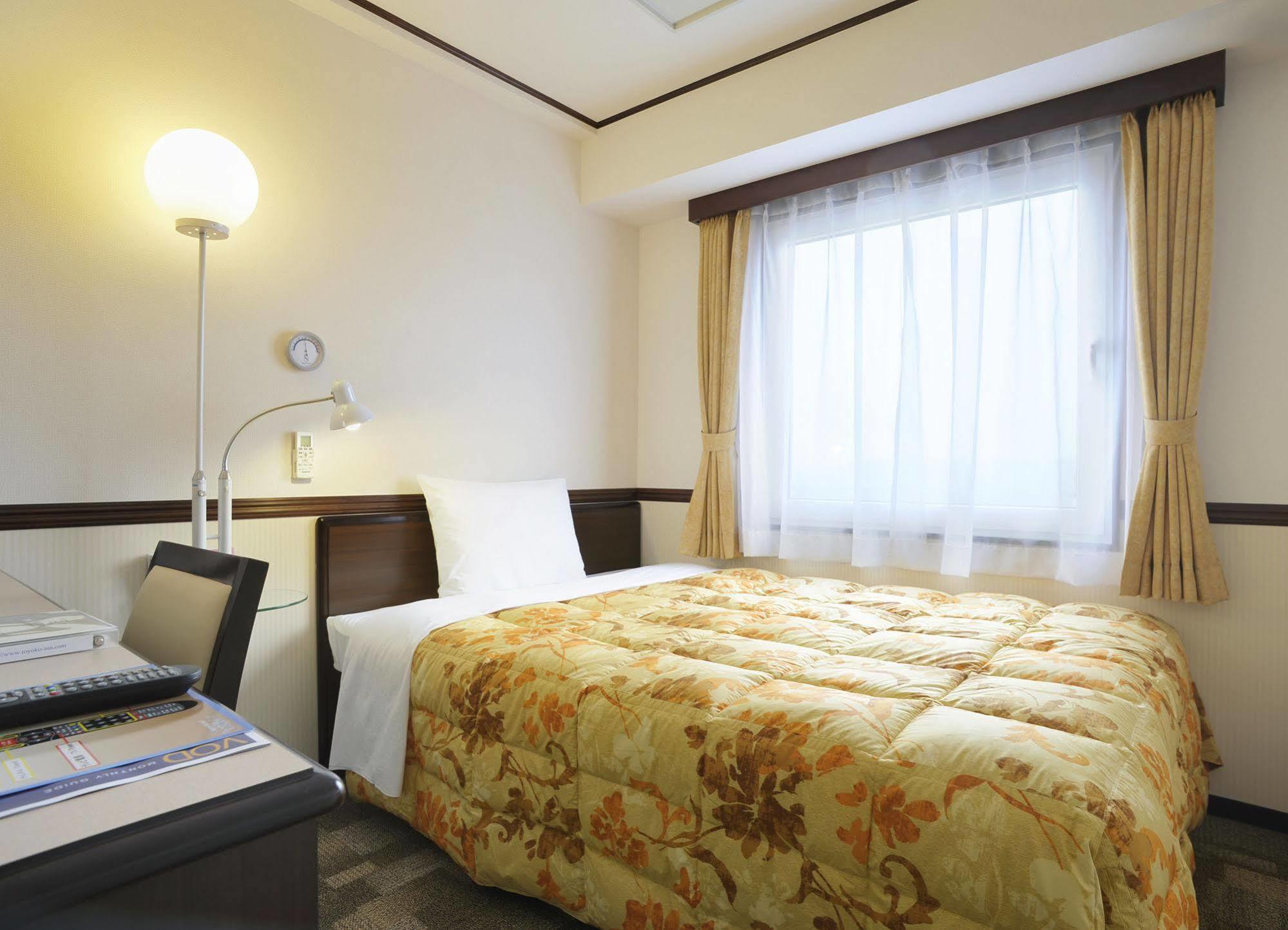 Toyoko Inn Shin-Yamaguchi-Eki Shinkansen-Guchi Ngoại thất bức ảnh