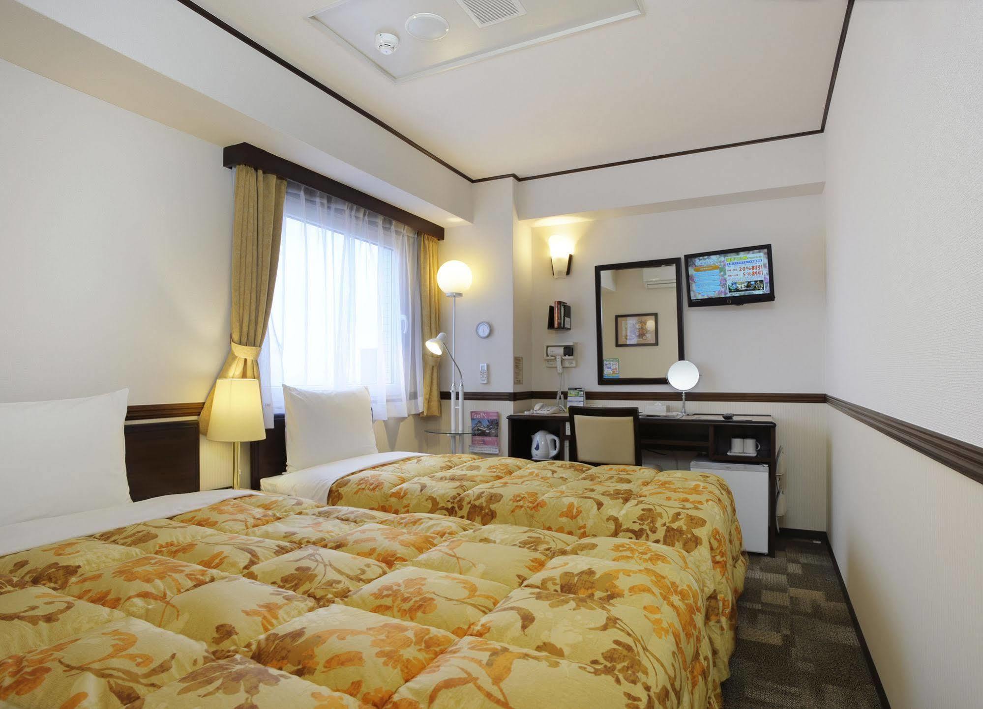 Toyoko Inn Shin-Yamaguchi-Eki Shinkansen-Guchi Ngoại thất bức ảnh